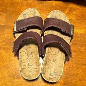 Vionic Brown Leather Sandals